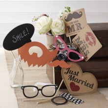 Photo Booth Props - Vintage 'Just Married' 